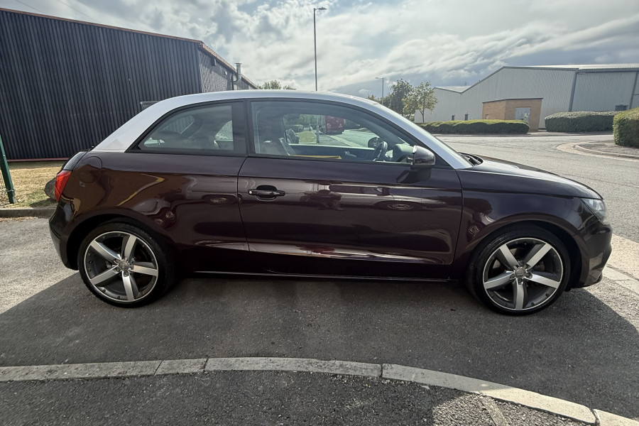 Audi A1 